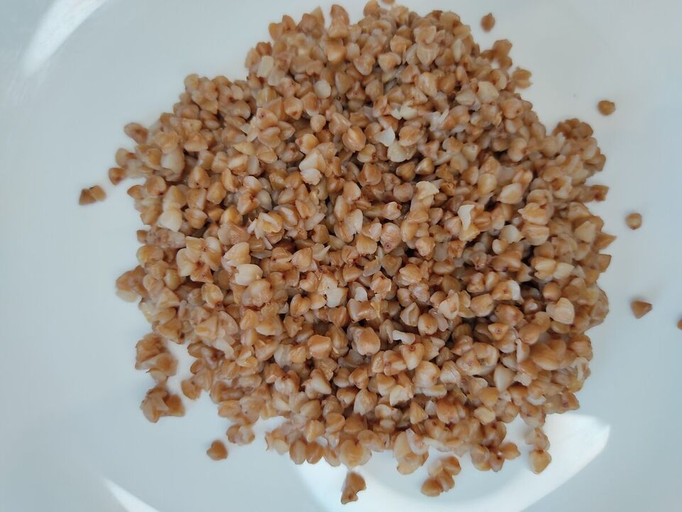 အစားအစာများအတွက် buckwheat ဂျုံယာဂုသည်အများဆုံးဖြစ်သည်